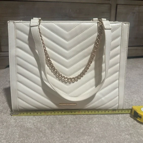 Aldo White and Gold Chain Handbag Purse - Picture 9 of 11